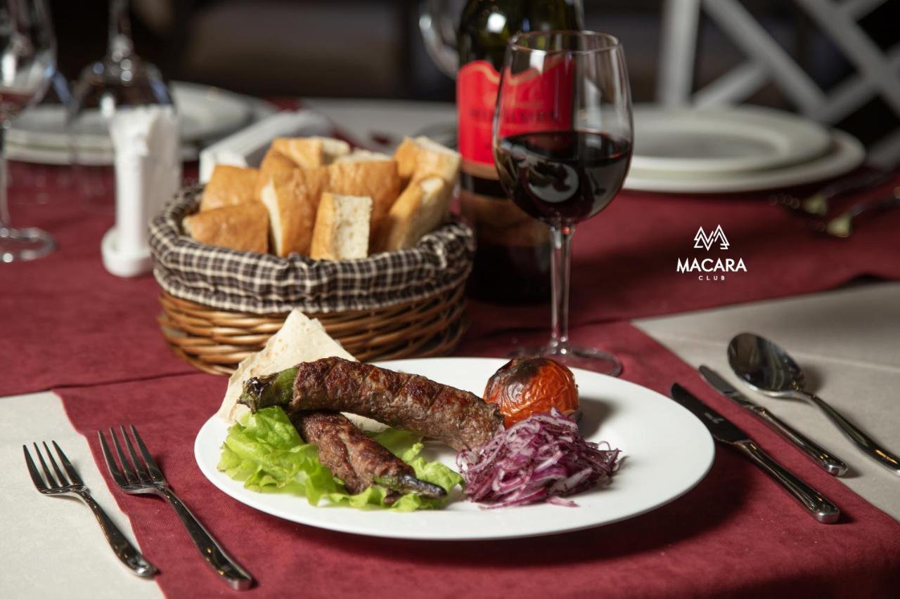 Macara Sheki City Hotel Extérieur photo