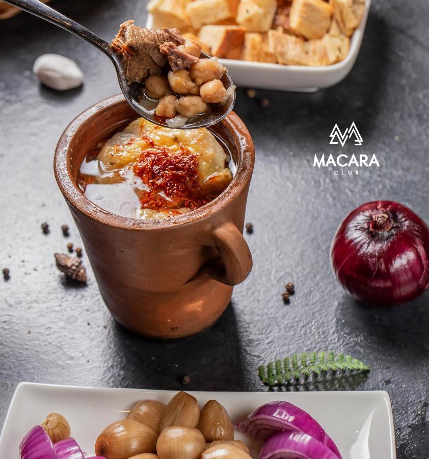 Macara Sheki City Hotel Extérieur photo